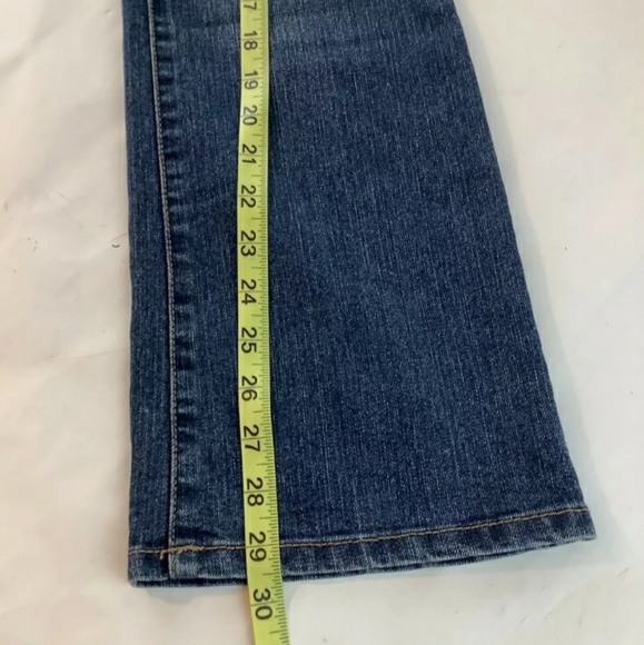 Style & Co Jeans Women's Med Wash Boot Cut Curvy 4P - Picture 4 of 11